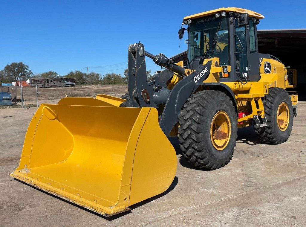 2022 John Deere 544 P-TIER Wheel Loader