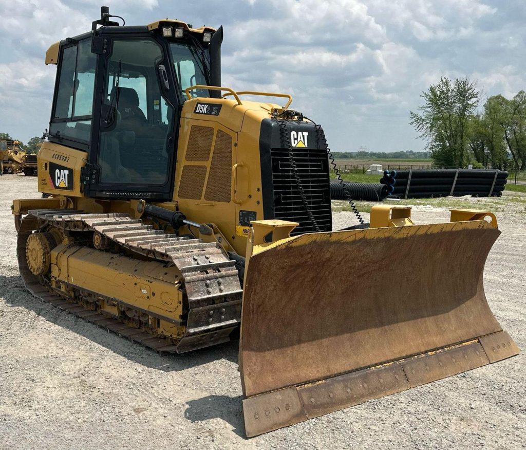 2016 Caterpillar D5K XL Dozer